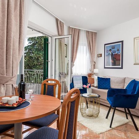 Light Summer Apartment With A Swimming Pool Opatija Eksteriør billede
