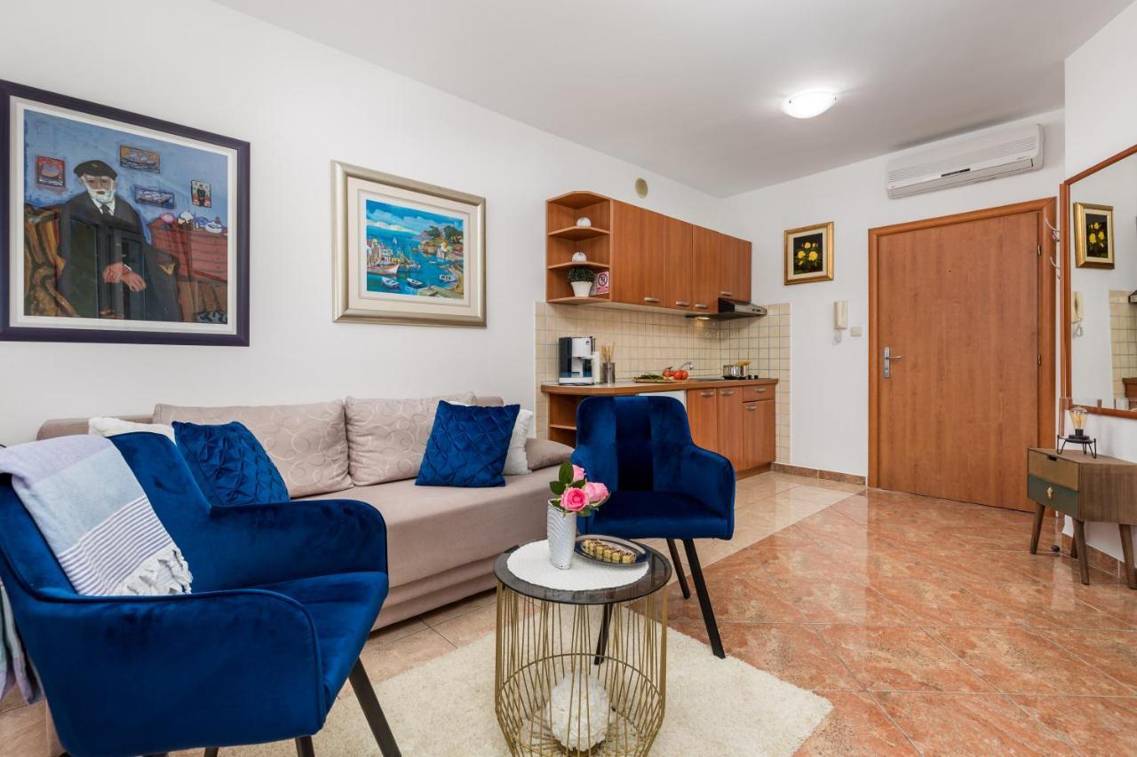 Light Summer Apartment With A Swimming Pool Opatija Eksteriør billede